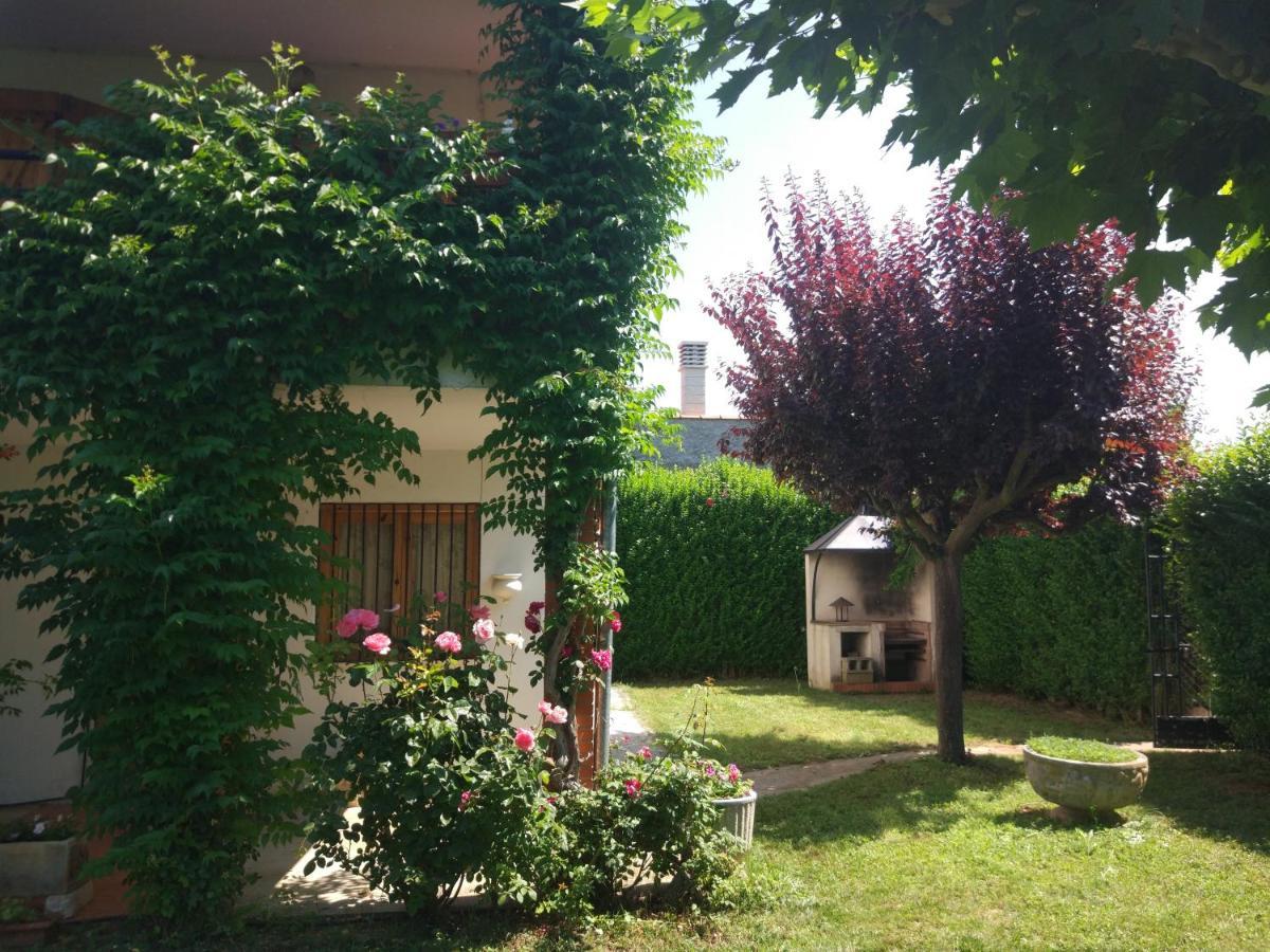 Chalet En El Orbigo La Bañeza Exteriör bild